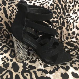 Black heel sandal